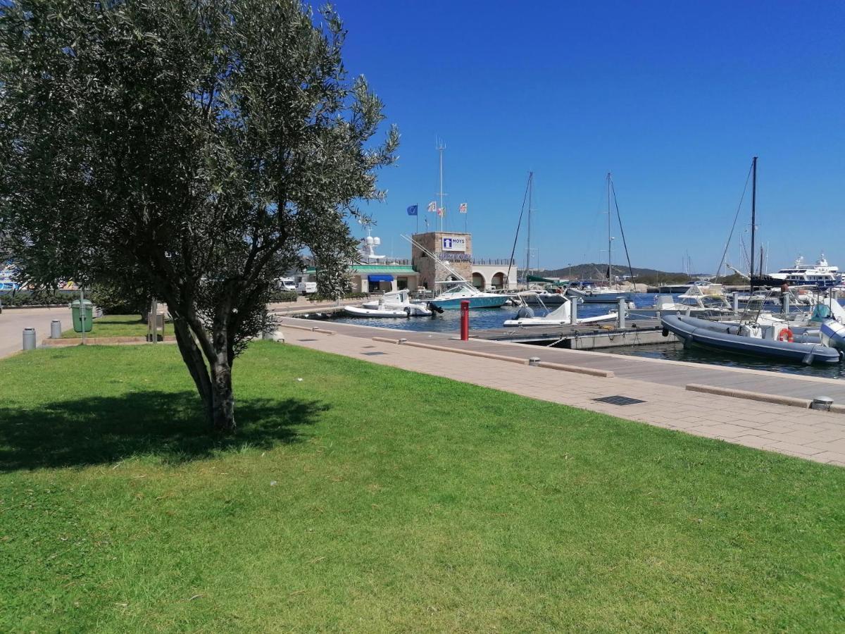Top Floor Gulf View Apartment Olbia Kültér fotó