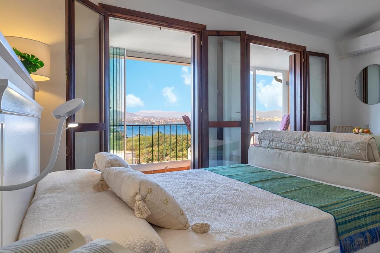 Top Floor Gulf View Apartment Olbia Kültér fotó